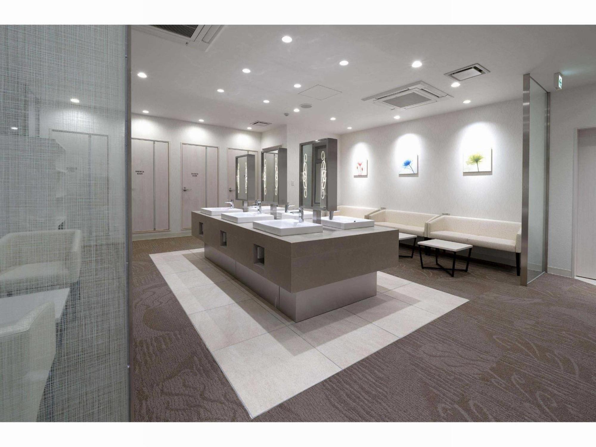 Capsule Hotel J Garden Shin-Ōsaka Eksteriør bilde